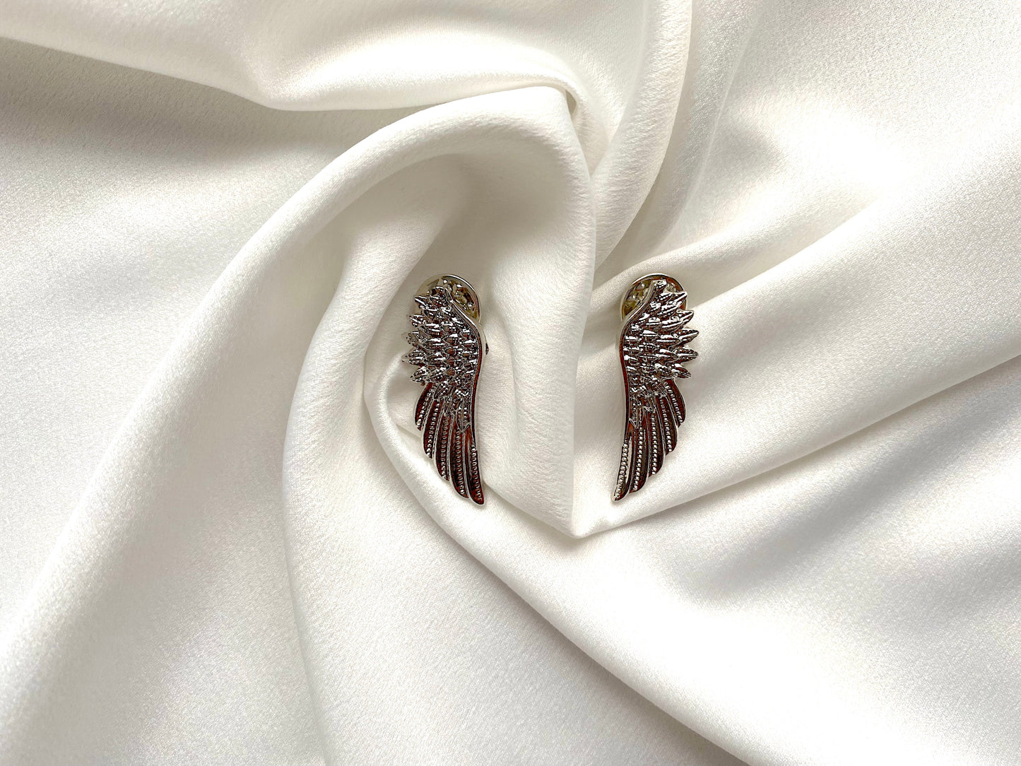 Pin Fly argintiu - 1 set (2 buc.)